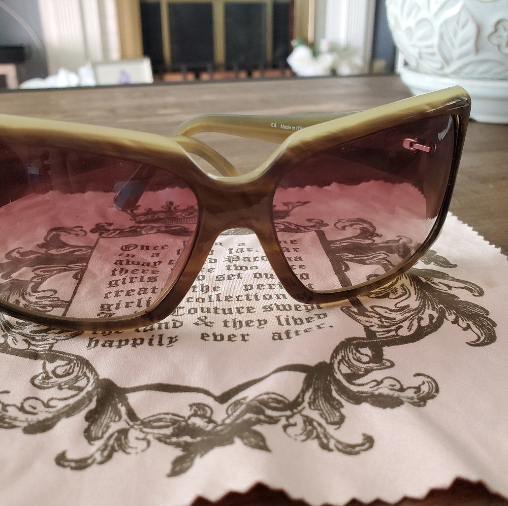 Juicy Couture glasses